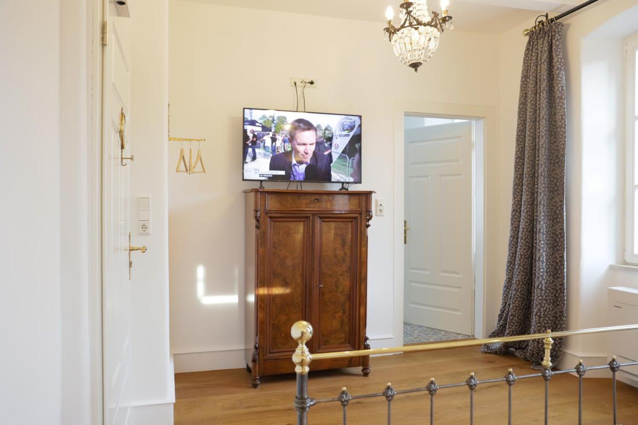 Boutique-Hotel Im Sternenhof Grosskarlbach Luaran gambar