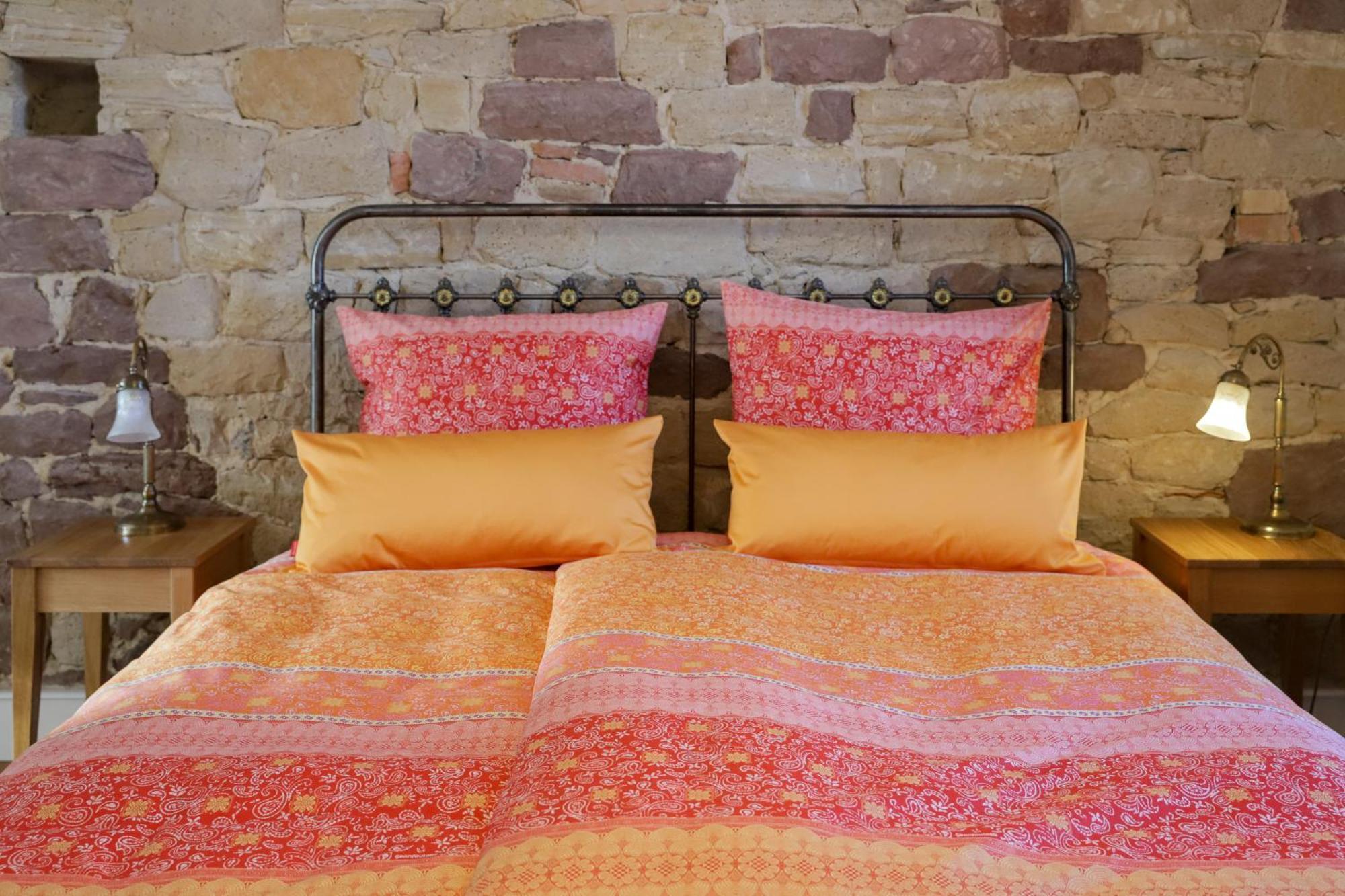 Boutique-Hotel Im Sternenhof Grosskarlbach Luaran gambar